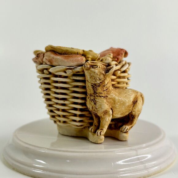 Harmony Kingdom Other - Harmony Kingdom Treasure Jest Kitty Kipper Fish Basket Cat Trinket Box Figurine